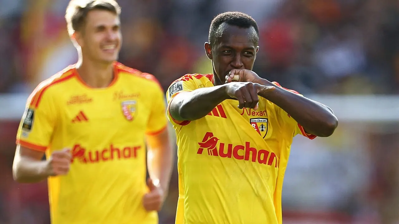 Lens – Paris FC, bild från Viaplay