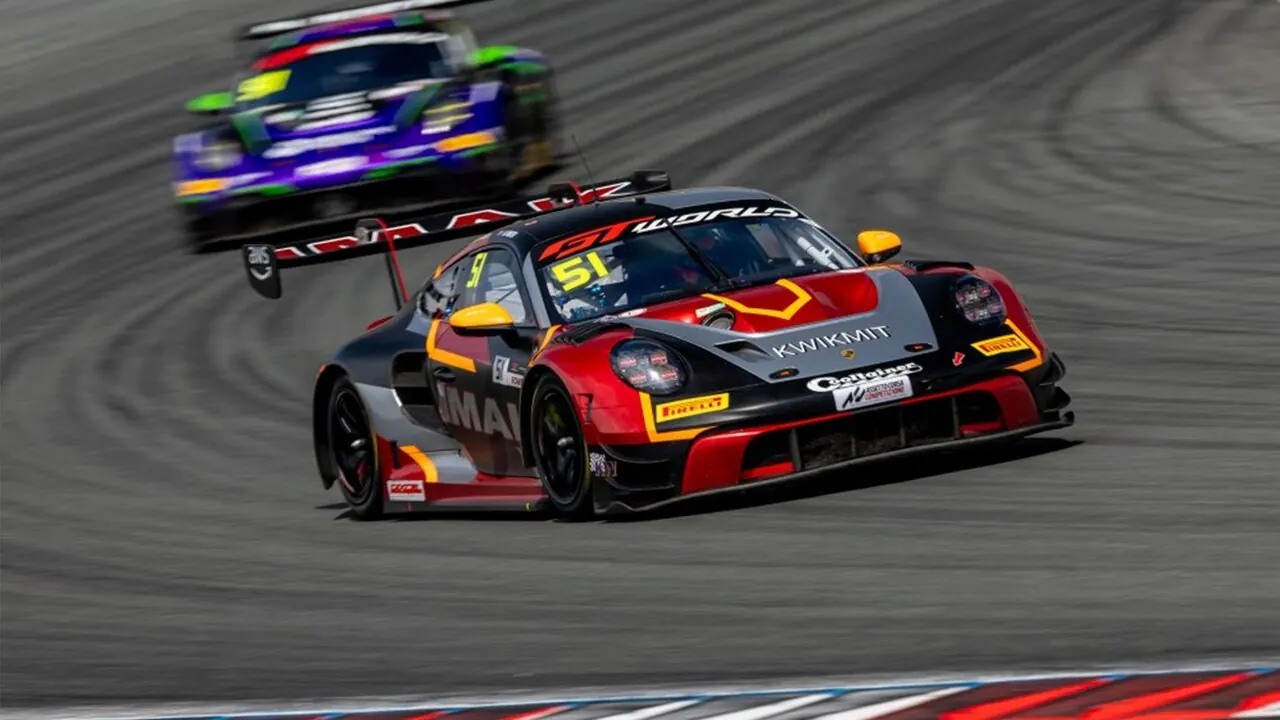 GT World Challenge Asia: Beijing Street Circuit, bild från Viaplay