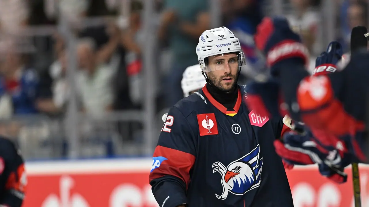 Adler Mannheim – Tychy, bild från Viaplay