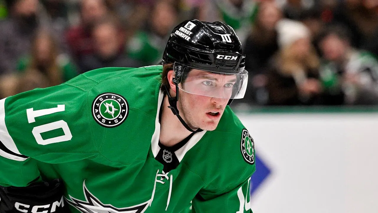 Dallas – Boston, bild från Viaplay
