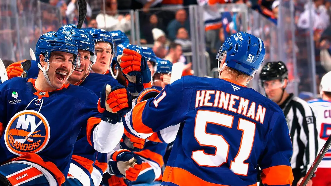 NY Islanders – Vancouver, bild från Viaplay