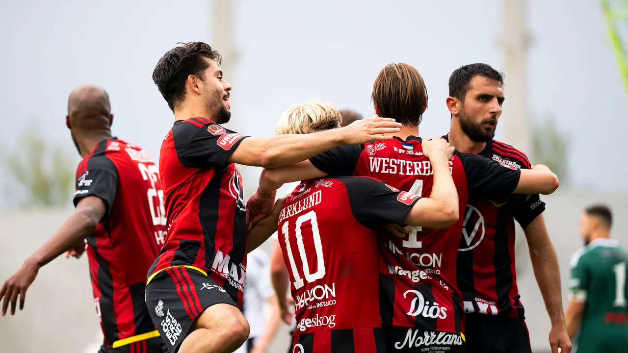 Östersunds FK – Nordic United FC, bild från TV4 Play+